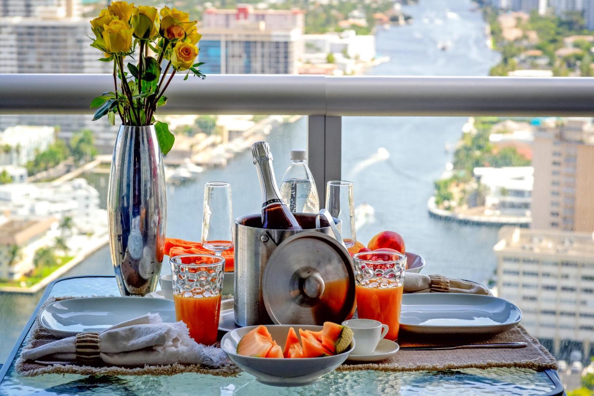 Ocean Views - Pool & Gym - Pet Friendly - Close To Beach Hallandale Beach Kültér fotó