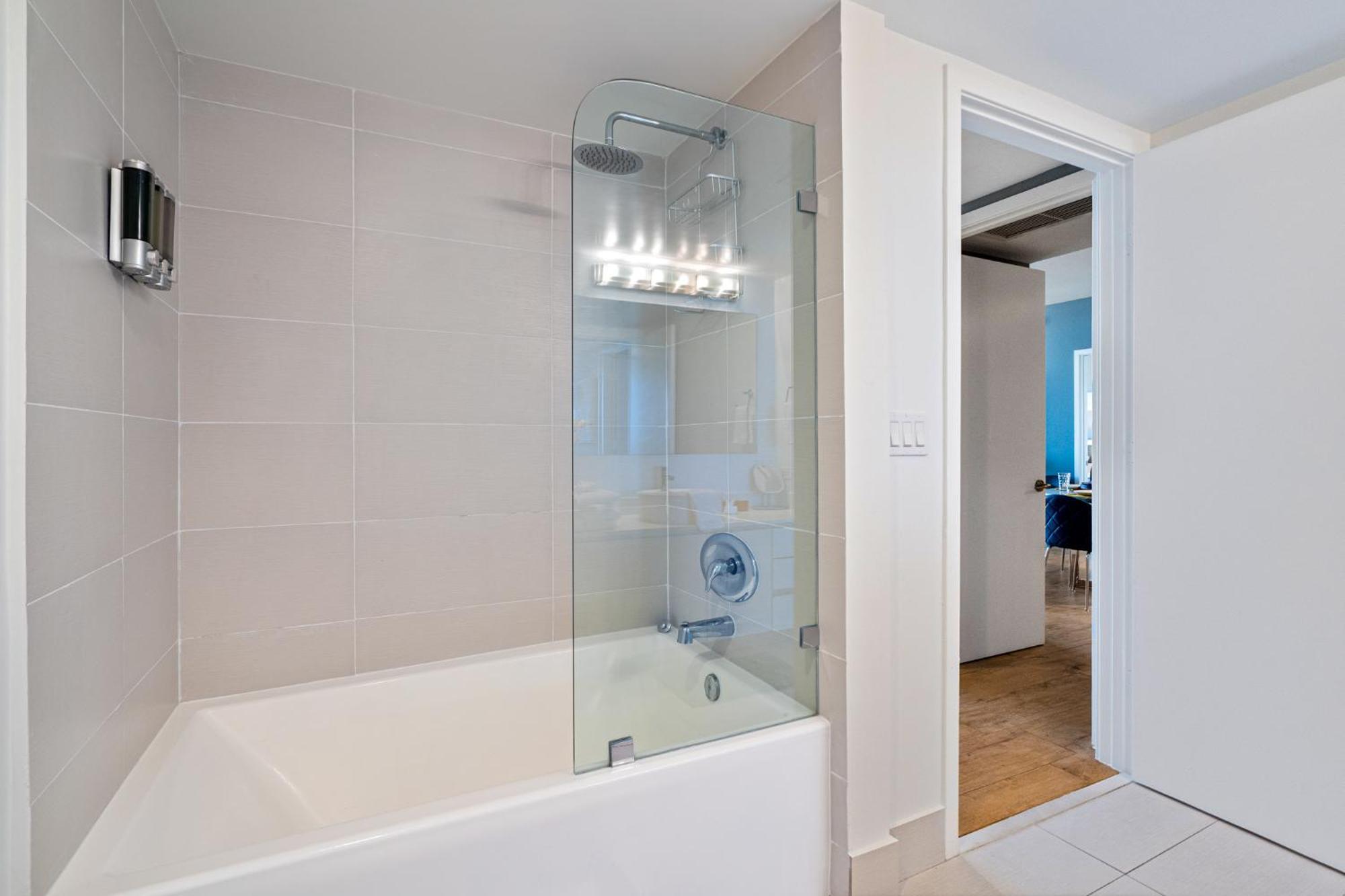 Ocean Views - Pool & Gym - Pet Friendly - Close To Beach Hallandale Beach Kültér fotó